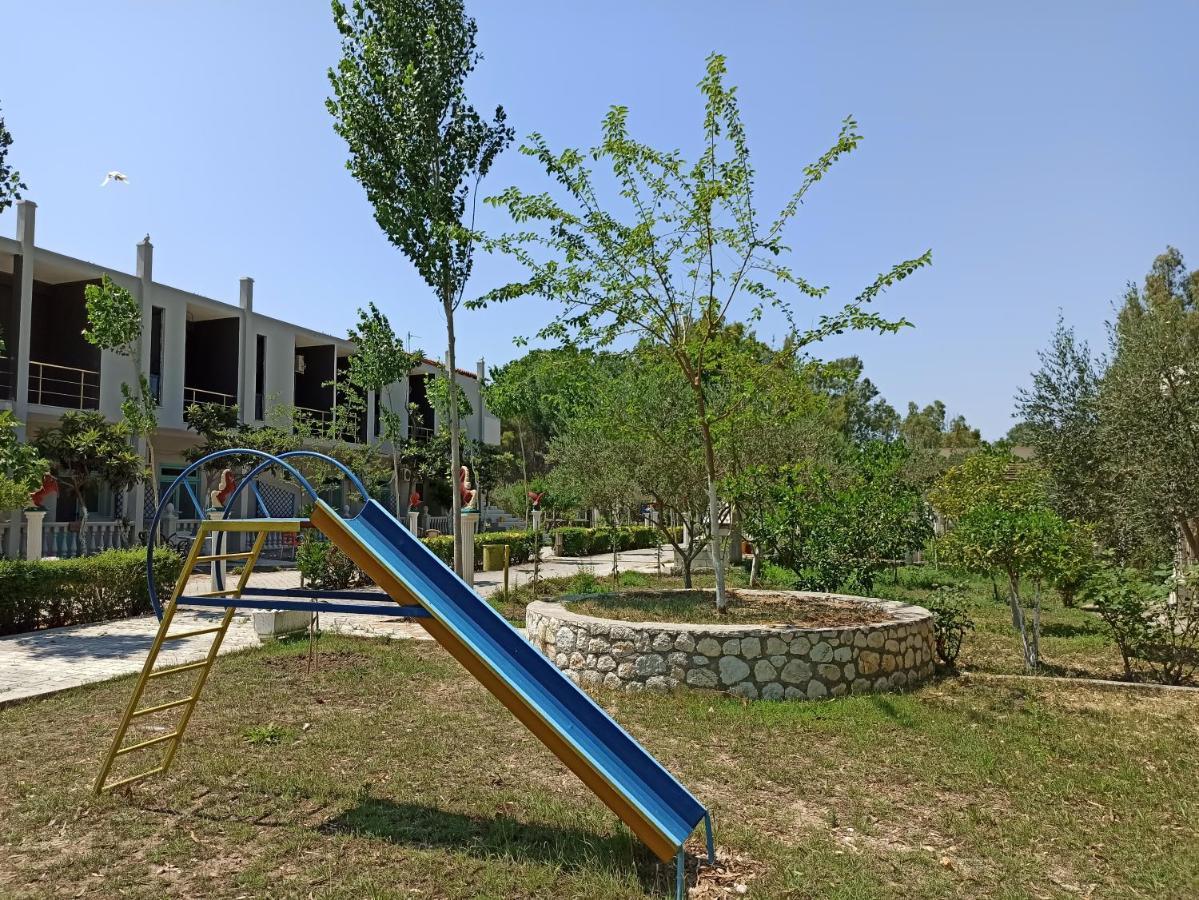 Kavalona Park 호텔 Vlorë 외부 사진