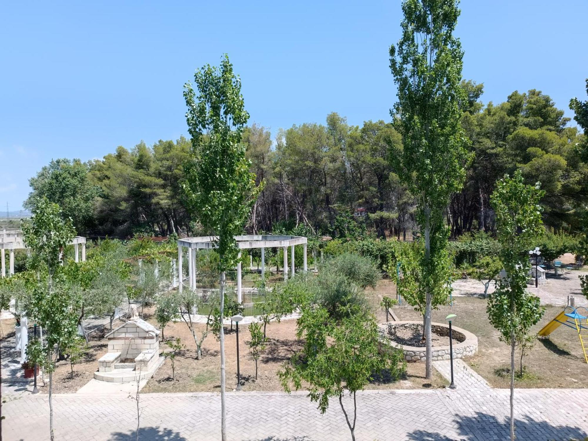 Kavalona Park 호텔 Vlorë 객실 사진