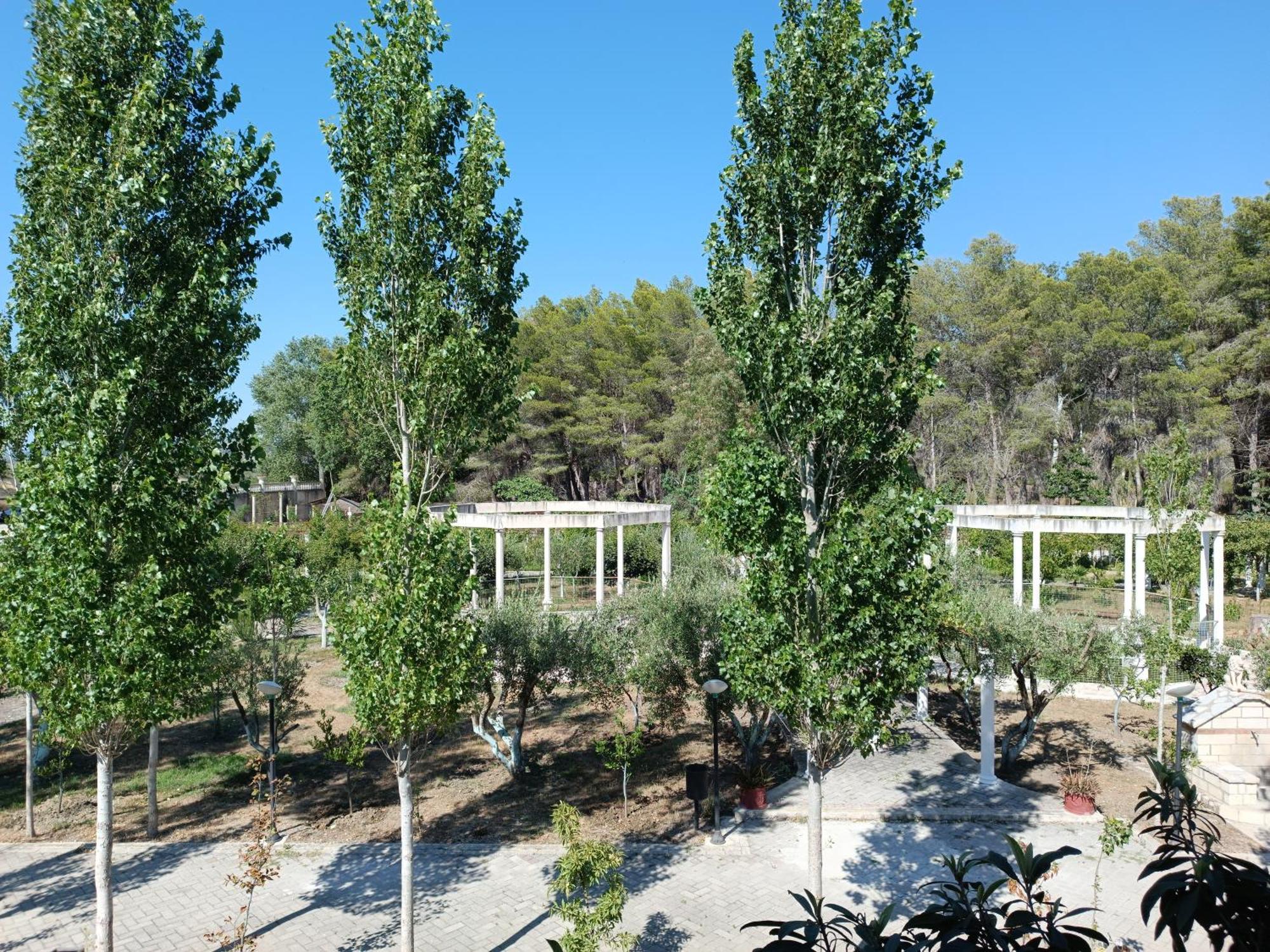 Kavalona Park 호텔 Vlorë 객실 사진