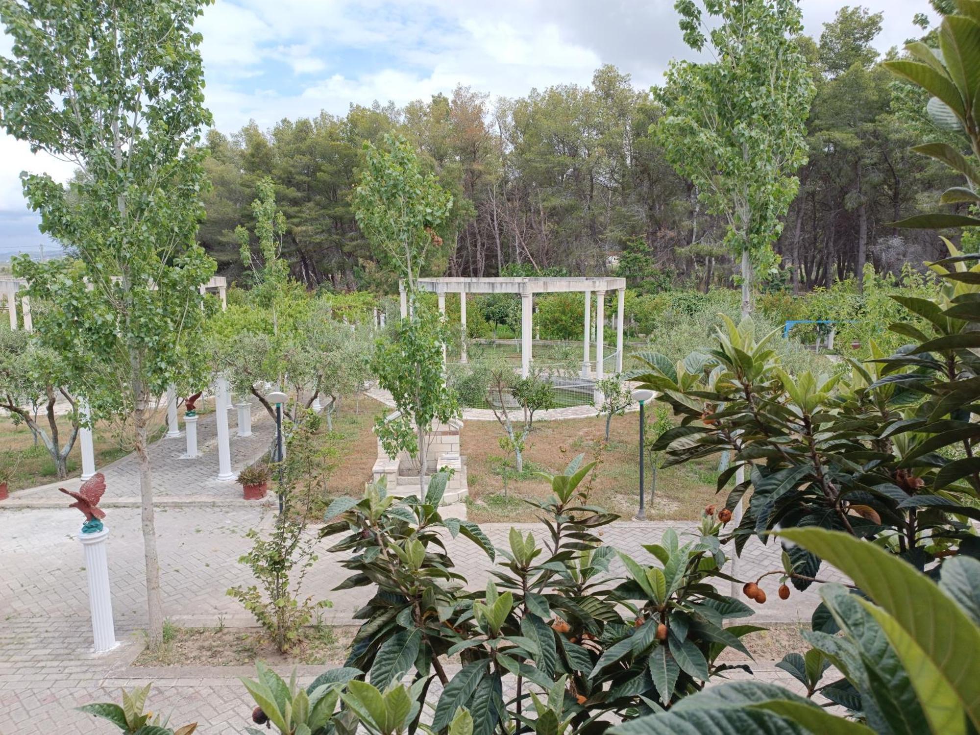 Kavalona Park 호텔 Vlorë 객실 사진